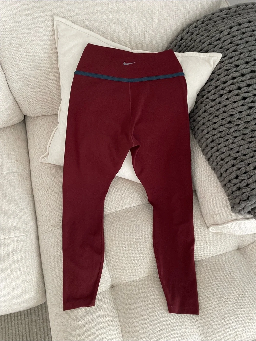 Nike High Rise 7/8 Legging Burgundy Navy Stripe Piping